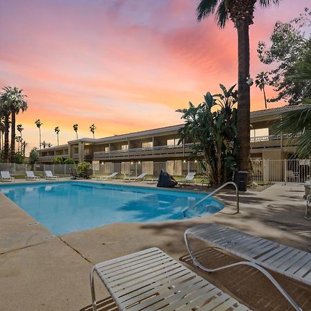 Sol Springs Inn Катидрал-Сити Экстерьер фото