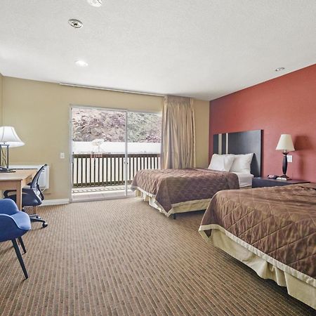 Sol Springs Inn Катидрал-Сити Экстерьер фото
